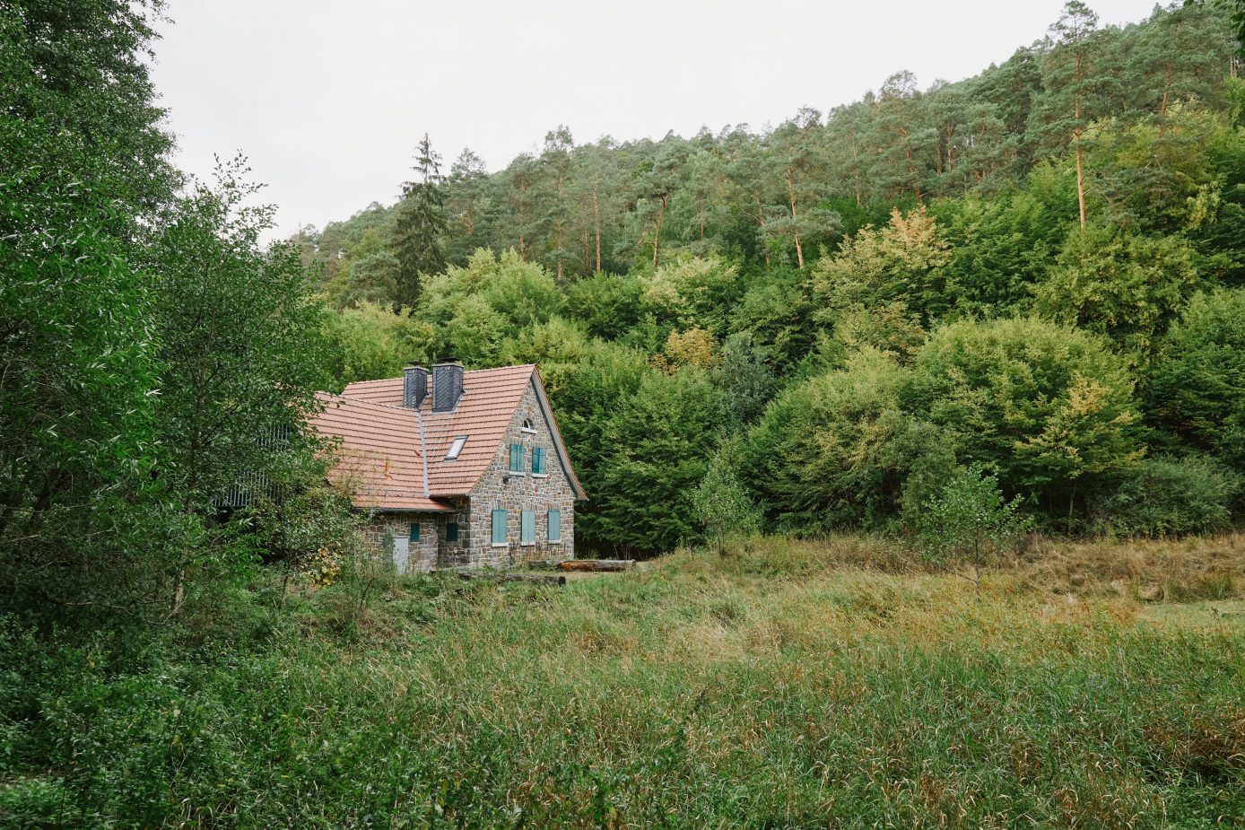 Dr. Carsten Morkel fotografiert für die ”Grüne Ausgabe“ der DB Mobil